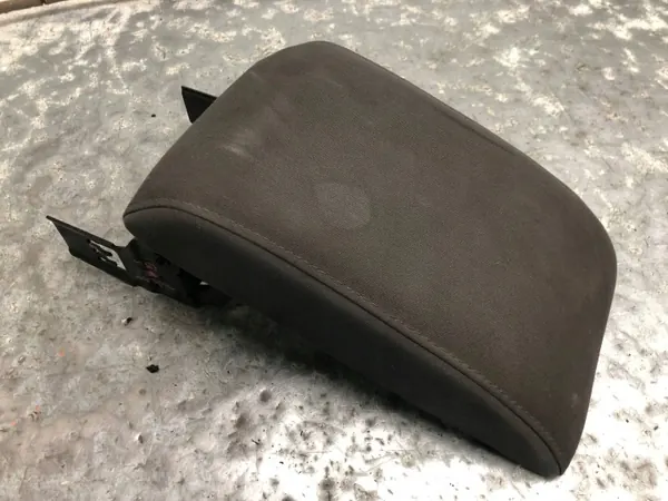 Accoudoir velours OEM APU27256 pour VW Touran I image 3