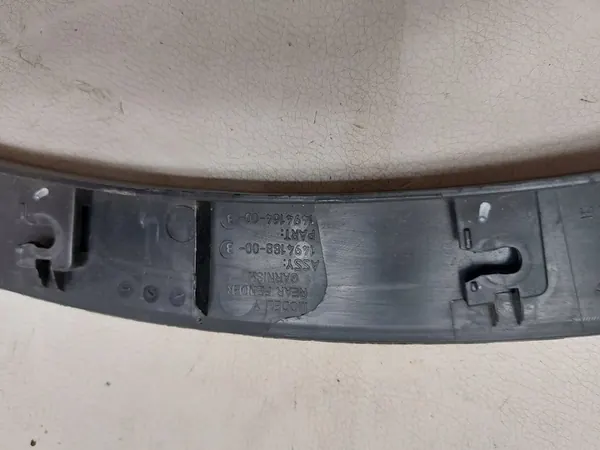 Etupuskuri Tesla Model Y 2020-2024 Vasemmalle image 6