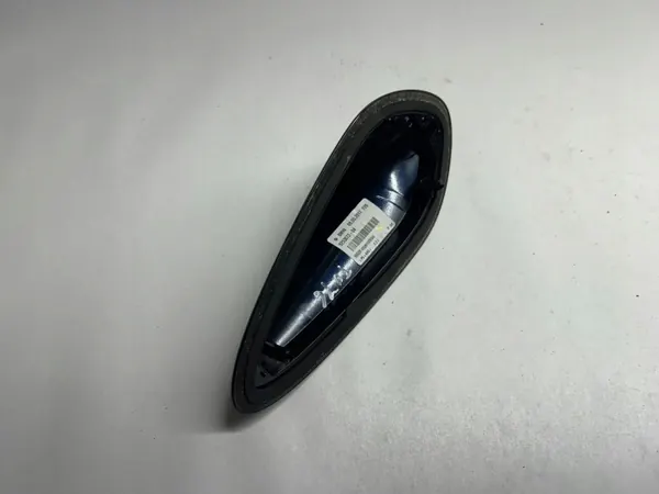 BMW GPS-Antennenabdeckung OEM 9253073 für 3er image 10
