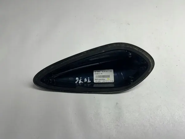 BMW GPS-Antennenabdeckung OEM 9253073 für 3er image 8
