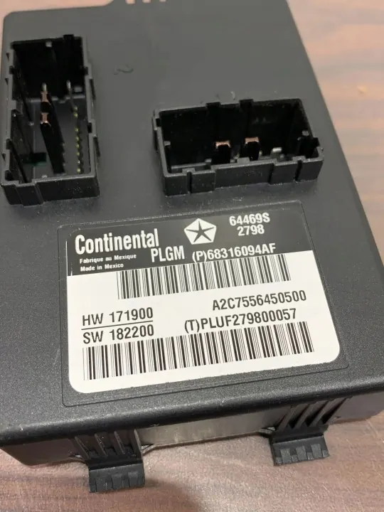 Module de hayon Chrysler Pacifica OEM 683160994AF image 4