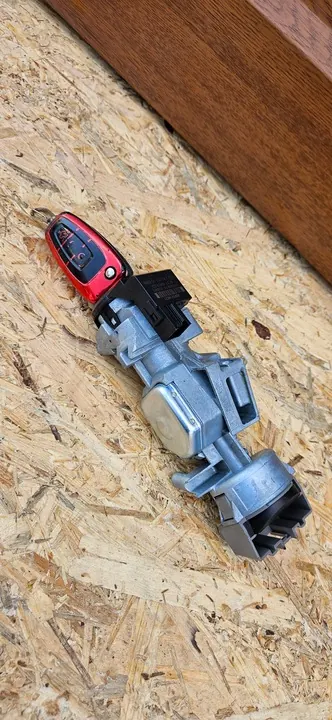 FORD KUGA MK2 1.5 B 16r Interruptor de Encendido 6E5T-15607-CA image 6