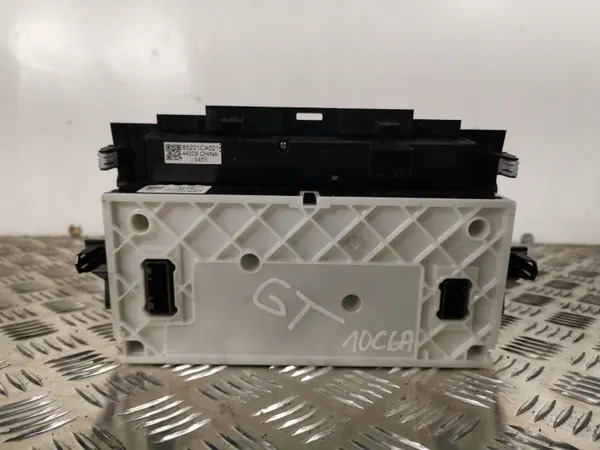 Panneau climatisation Toyota GT86 OEM 72311CA080 image 3