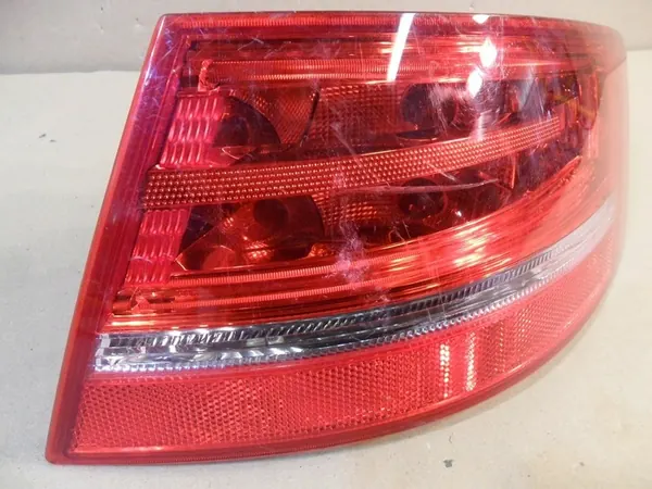 AUDI A3 CABRIO LUZ TRASERA IZQUIERDA LED 8P7 image 4