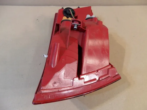 AUDI A3 CABRIO LUZ TRASERA IZQUIERDA LED 8P7 image 8