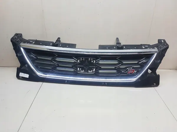 Front Bumper Grill SEAT LEON III FR 5F0853654J image 2