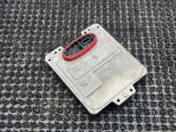 Porsche Cayenne (92A) 7P5907381C Conversor image 2