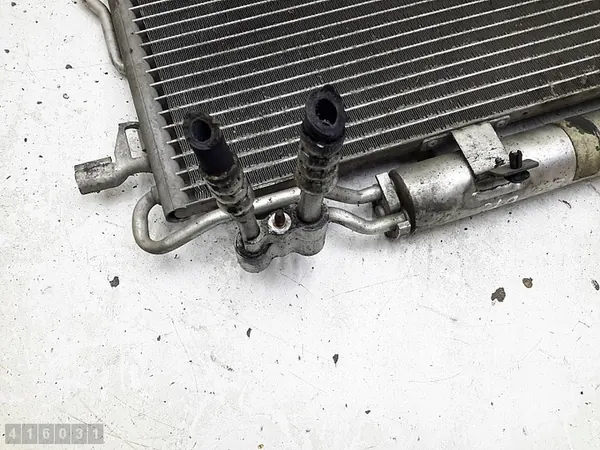 2004 Mercedes E-Klasse Radiator 2700CDI A2115000154 image 3
