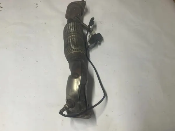 Pakoputken puristin OEM 392102M425 Hyundaiille image 4