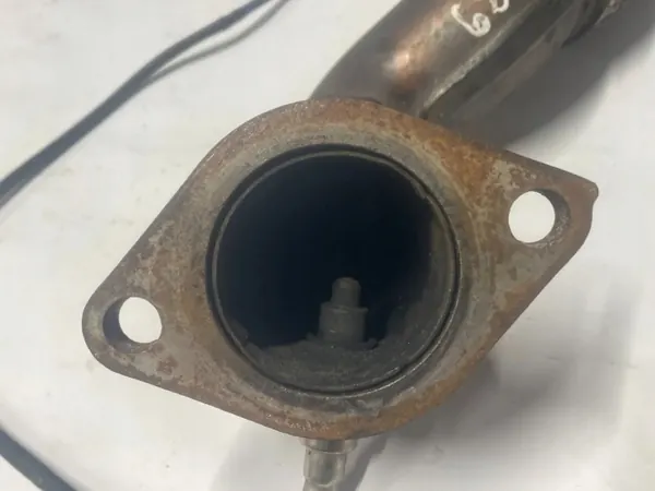 Pakoputken puristin OEM 392102M425 Hyundaiille image 5