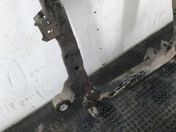 Traverse avant OEM WÓZEK,TRAWERS pour Opel Vectra C image 5
