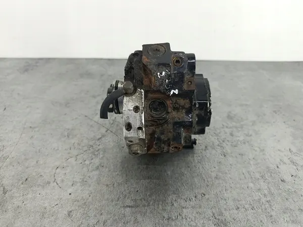 Bomba de Combustível VOLVO S60 2.4 D5 BOSCH image 2