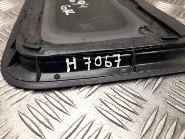 Jeep Compass 2018 vänster bakre sidoruta OEM 55112801 image 3