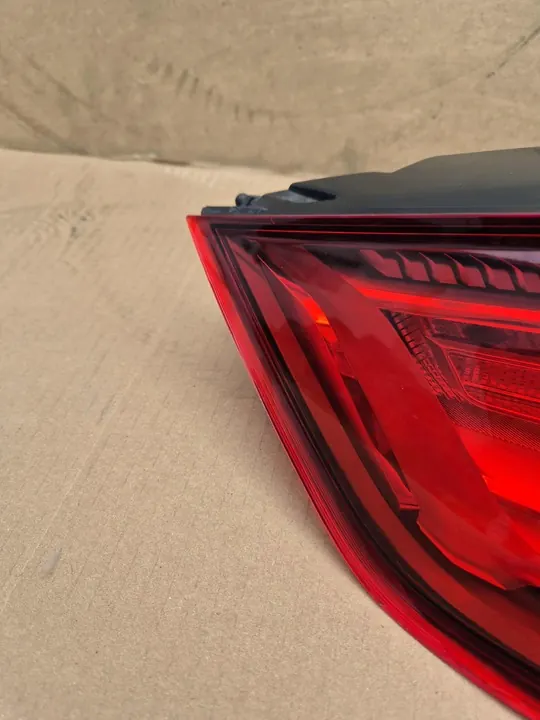 AUDI TT 8S Luz Trasera Izquierda LED 8S0945095E image 4