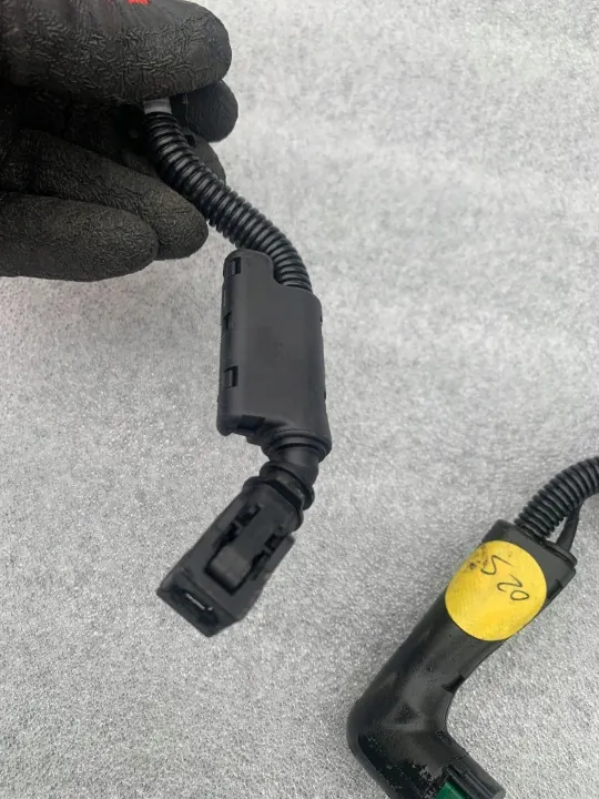 Tuyau AdBlue Volkswagen d'occasion OEM 2k5131983k image 3