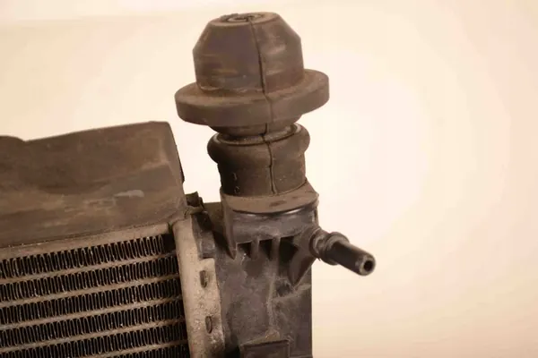 Radiador Ford Transit 2011 image 5