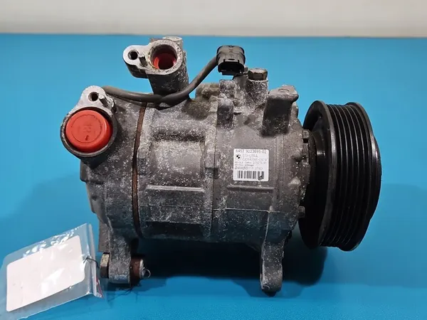 Compressore Aria Condizionata BMW F30 2.0D OEM 9223695 image 3