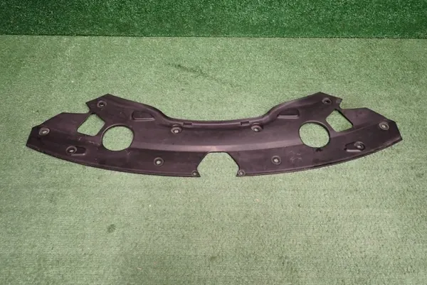 Maserati Grecale M182 framremskydd OEM 670177542 image 2