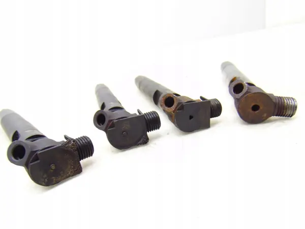 Inyector Mercedes W246 W176 CLA W117 1.8 CDI A6510701387 image 4