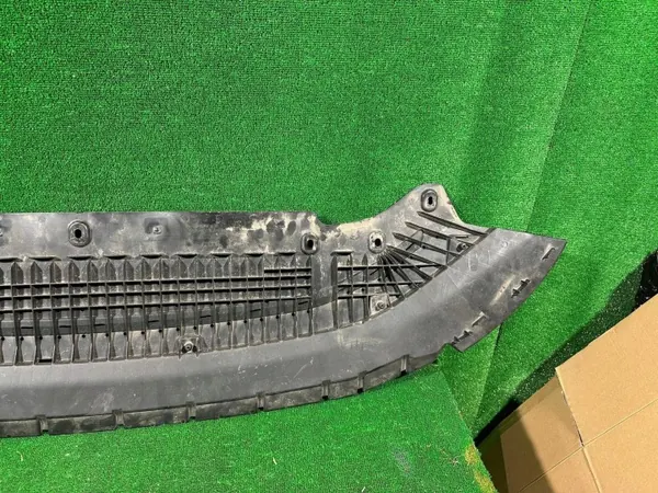 Cobertura de para-choques dianteiro Audi A6 C8 OEM 4K0807611 image 4