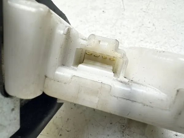 2008 Nissan X-Trail T31 Serrure de hayon MTL25397 image 3