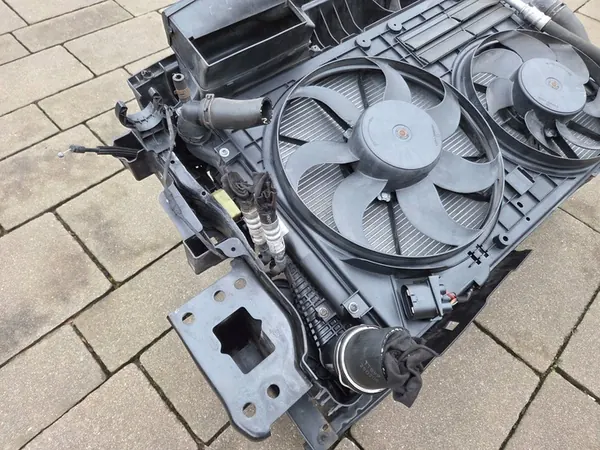VW TIGUAN 5N 2.0 TDI Frontbau Kühler Ventilator OEM image 10
