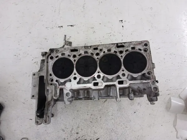 Cabeça Motor BMW OEM 155734101 para 2.0 D B47 image 5