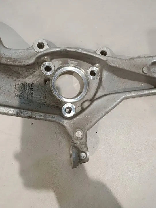 Snodo anteriore sinistro Tesla 3 1344311-00 image 3