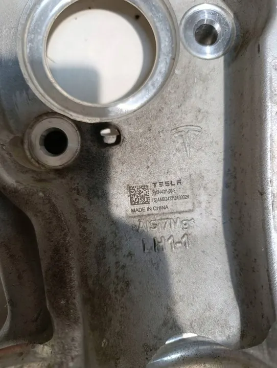 Snodo anteriore sinistro Tesla 3 1344311-00 image 7