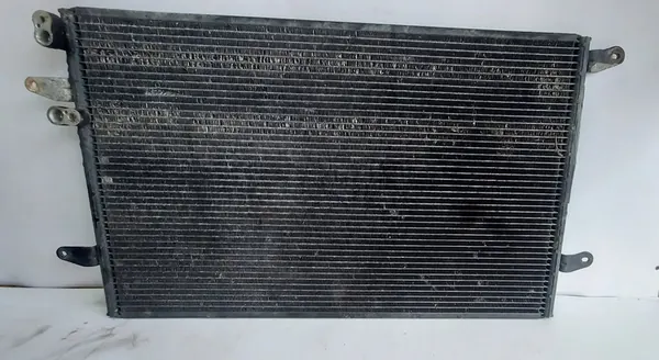 VW Phaeton 4.2 Ilmastointijäähdytin 3D0820411G image 2