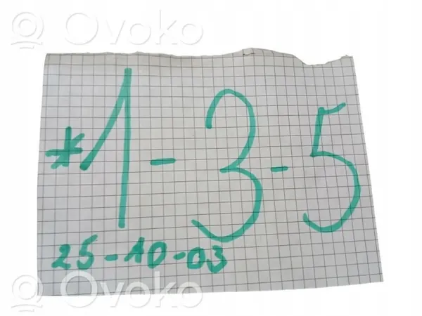 Prise USB Toyota OEM 588130D030 - Occasion image 6