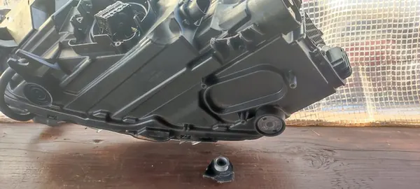 Farol Dianteiro Skoda Fabia IV image 10