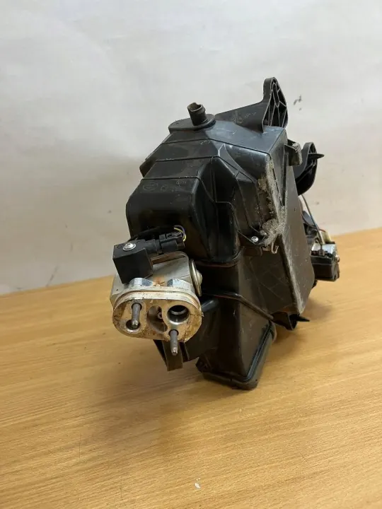 Lämmitysydin OEM D5142 Land Rover Discovery Sport image 5