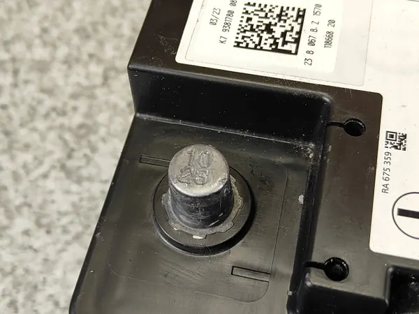 BMW OEM 9878490 AGM Batterie 12V 70Ah 720A image 4