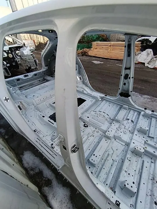 Seitenschweller rechts Mercedes-Benz EQS SUV 2023 OEM 294402 image 5