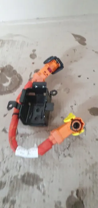 Hoogspanningskabelbevestiging Peugeot E-3008 image 2