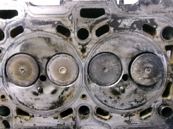 Motorzylinderkopf OEM 55193091 für Opel Vectra C Lift 1.9CDTI image 8