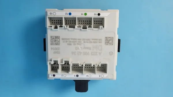 Mercedes EQE 350+ Deurmodule OEM A2239004334 image 2