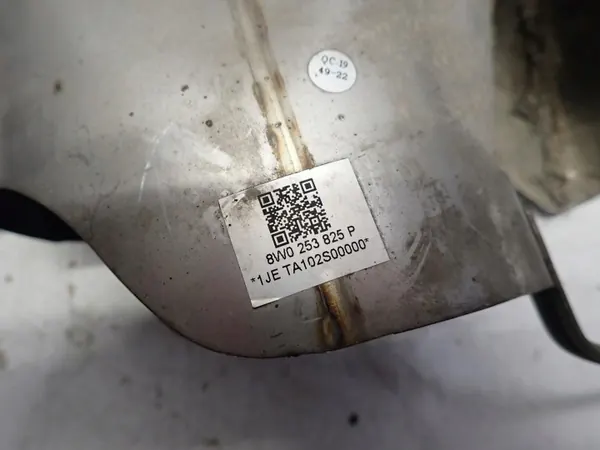Linker uitlaatpunt OEM 8W0253825P voor Audi A4 B9 image 3