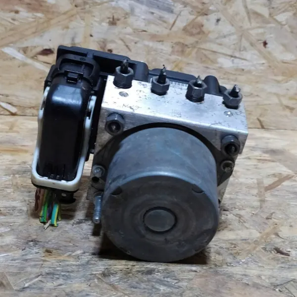 Pompe ABS OEM 0265801179 pour Peugeot Partner 3 image 4