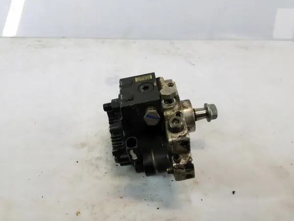 Kraftstoffpumpe Audi A6 C6 3.0 TDI 0445010125 image 2