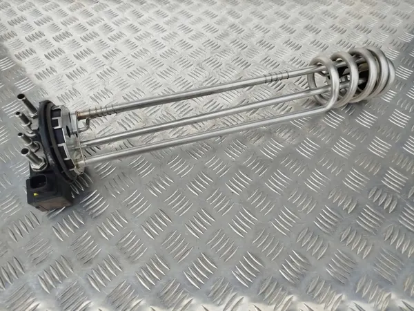 AdBlue-tason anturi OEM 1928242 DAF XF 106:lle image 2