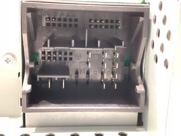 Écran radio OEM 5E3035869C pour Skoda Octavia IV image 4