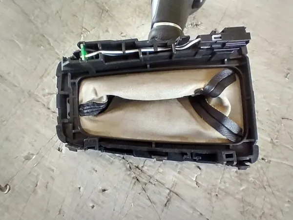 Pomo de cambio FORD FOCUS MK3 ST OEM - Usado image 10