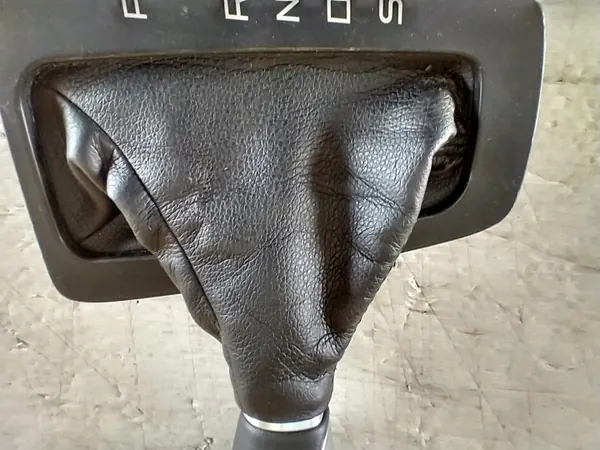 Pomo de cambio FORD FOCUS MK3 ST OEM - Usado image 8