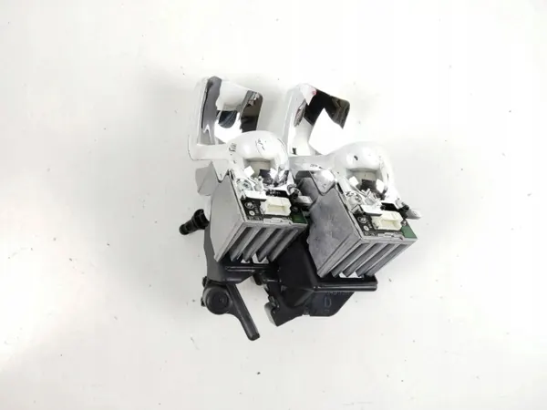 Volvo XC90 Scheinwerferteil OEM 90060755 - Gebraucht image 2
