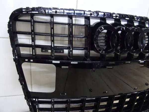 Audi OE 4L0853651H Grille image 10
