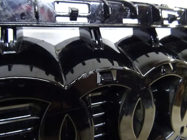 Audi OE 4L0853651H Grille image 7