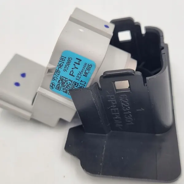 Parkeringssensor + fäste KIA HYUNDAI image 4