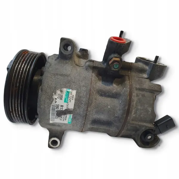 Compressor AC OEM 5N0820803 para VW Touran 2.0 TDI image 3